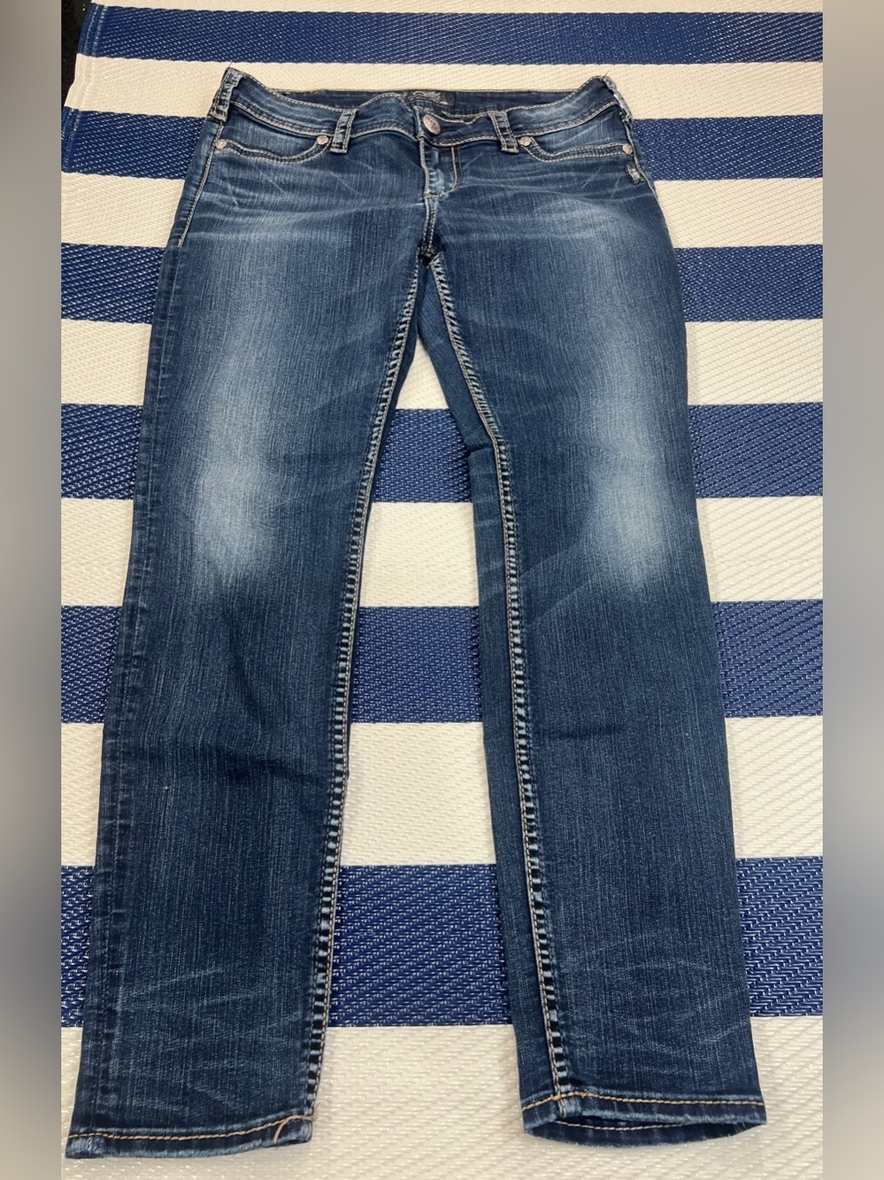 Silver Jeans blue super skinny Suki Mid